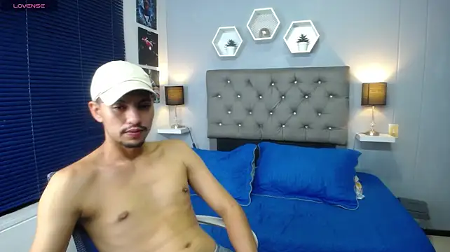 xxx_thesupercum_ Adlı Modelin Web Kamerası Şovu