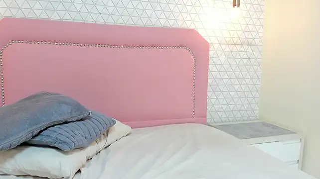 TAYLORMEYER1 Chat XXX in diretta