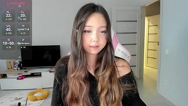 XXX chat uživo modela Fluffy_Rose