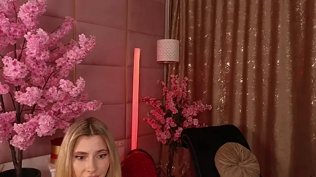 Chat +18 de Elliblue ao vivo