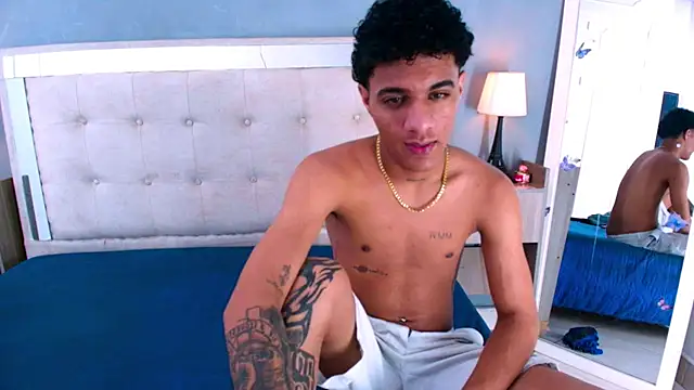 Chat XXX en directo de _Thiago12