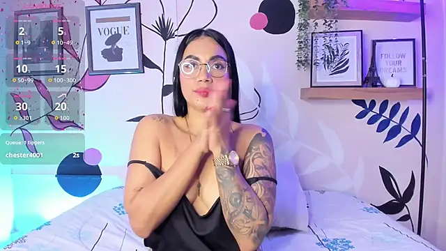 GabiHills' Live XXX Chat