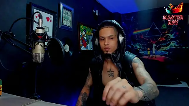 XXX chat uživo modela XXXRAYGAMES