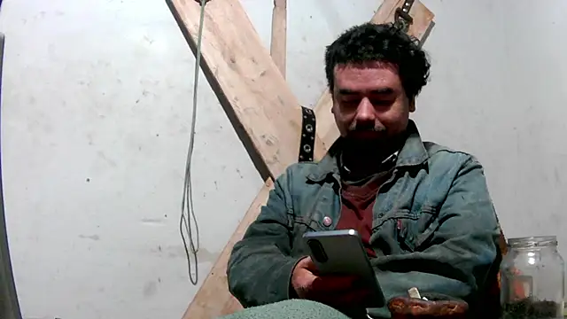 Smoker_lounge Webcam Show