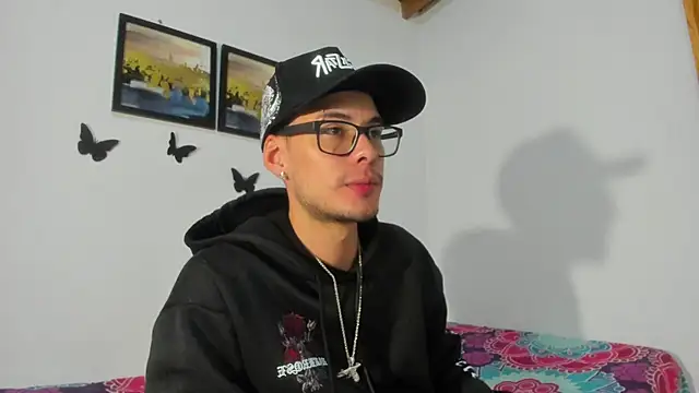 הופעת וובקאם של Vlad__night