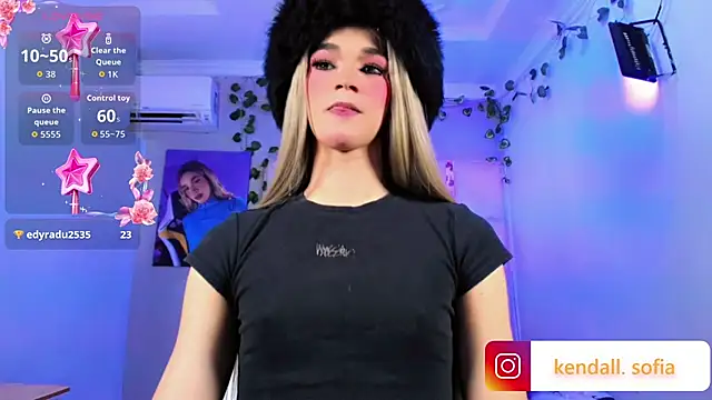 Show modela Sophiaa_doll_ na web-kameri