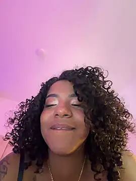 צ'אט XXX בשידור חי של Irishottt