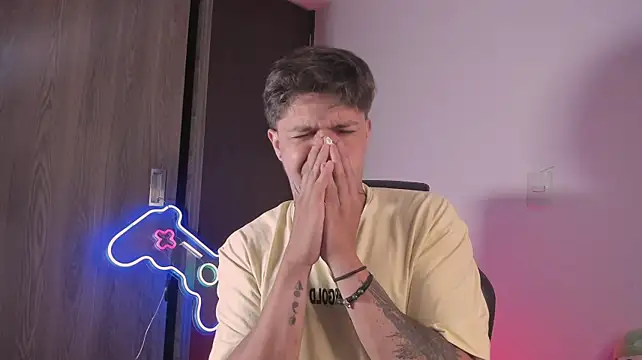 Webkamerová show Asher_Ruiz