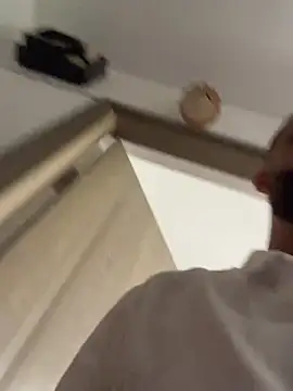 Pablo_Hornyguy95のウェブカメラショー