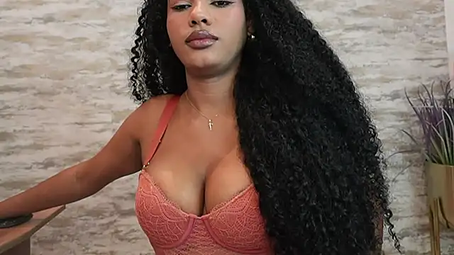 צ'אט XXX בשידור חי של HOTBLACKANDWHITE2