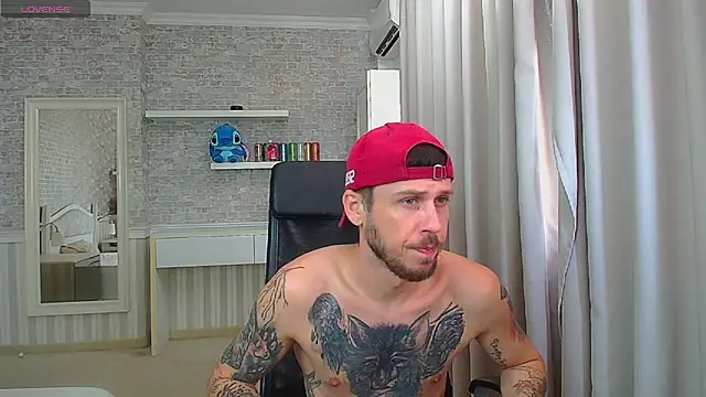 Czat XXX na żywo – JonahShaw