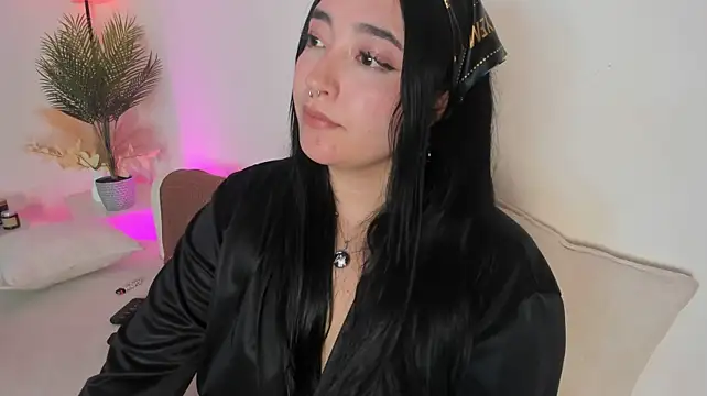 Miss_Loise live XXX chat