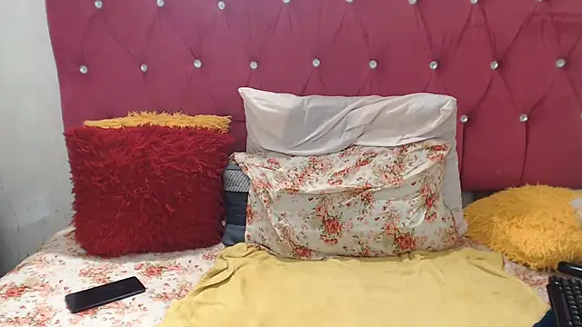 Živý XXX chat PEACHESX25x