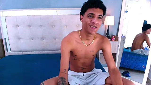 XXX chat uživo modela _Thiago12