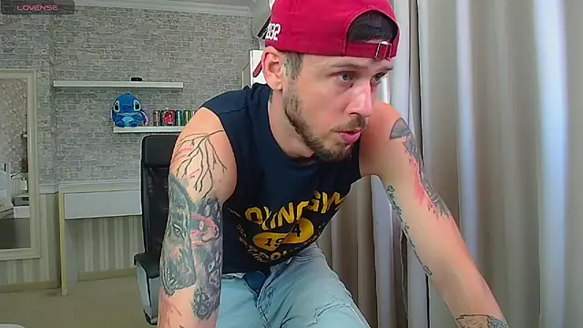 Chat XXX en directo de JonahShaw