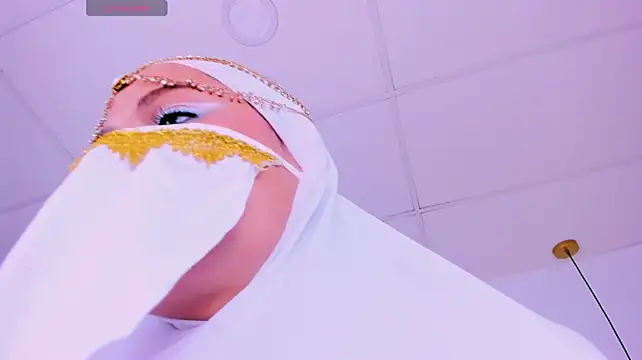 aisha_k – Naživo XXX chat