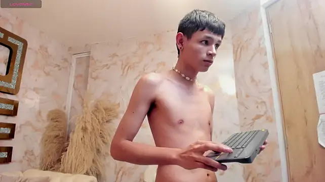 Tiger_skinnyn Live XXX chat