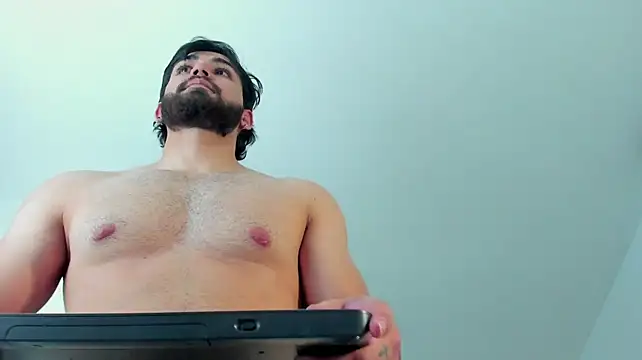 ElianKeiser Adlı Modelin Canlı XXX Sohbeti