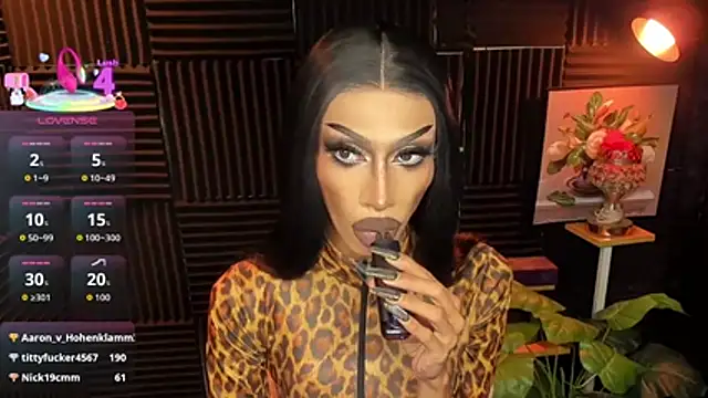 Вебкам-шоу limitlessgoddes_mistress