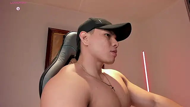 แชท XXX สดของ RoyConstance