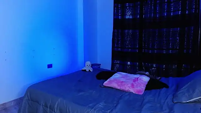 miia-liiam Pertunjukan Webcam