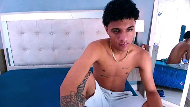 Chatroom XXX en direct de _Thiago12