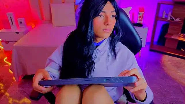 osamu_tay Adlı Modelin Canlı XXX Sohbeti