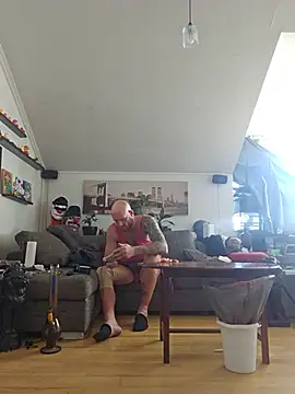 eltoulou Webcam Show