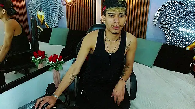 دردشة Skinny_cute_Alyer الجنسية المباشرة