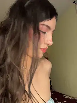 Emily-hottson élő XXX-chatje