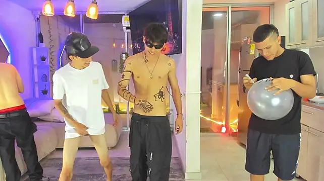 Houseofwarrios 网络视讯表演