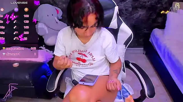 Онлайн чат XXX salome_rojas_