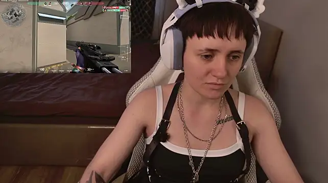 Chat XXX ao vivo de Luna_Loveee