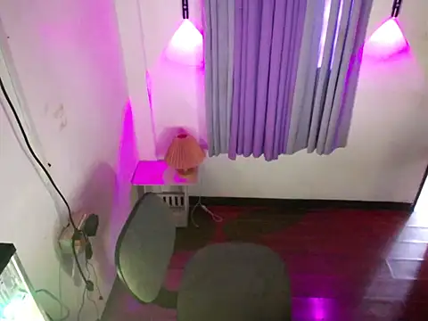 MistresAndreaxx 在線直播表演