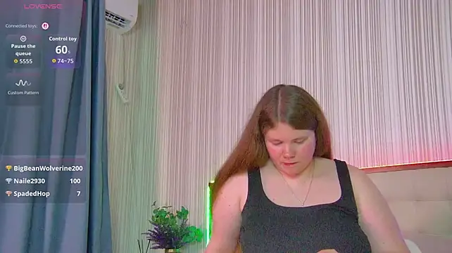 RubyValen Adlı Modelin Canlı XXX Sohbeti