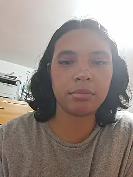 Czat XXX na żywo – Emmaa_Lexx