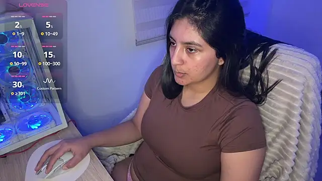 Chat XXX ao vivo de cloe_small