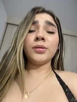 Chatroom XXX en direct de Miaa_rodriguez_