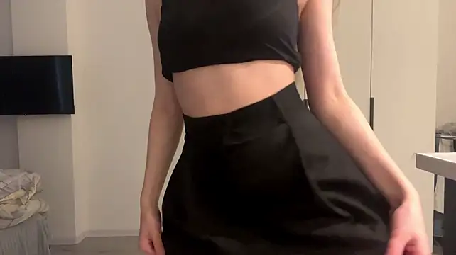 ManyDozens Adlı Modelin Canlı XXX Sohbeti