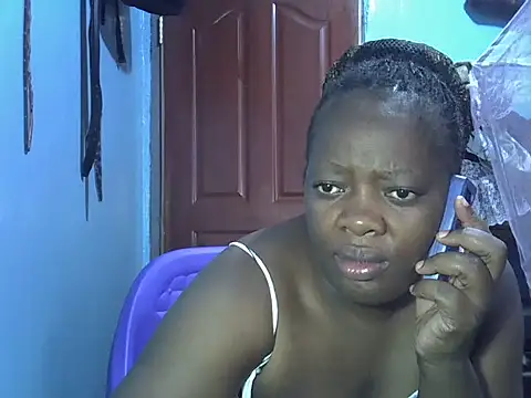 Ebonyceline 即時 XXX 聊天