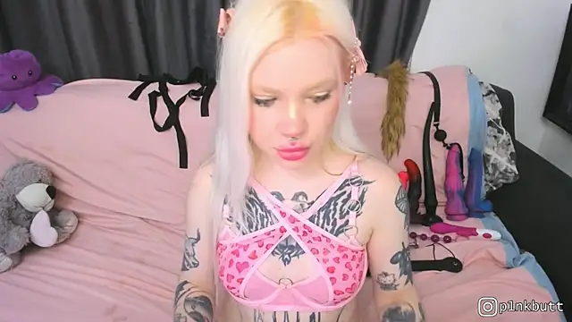 HelenGoat's Live XXX Chat