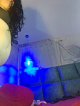 Victoria01_ লাইভ XXX চ্যাট