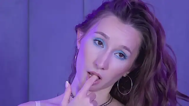 LizaMoon__ Chat XXX in diretta