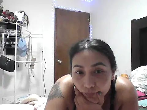 AnaisColly1's Live XXX Chat