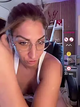 sofiah_ élő XXX-chatje