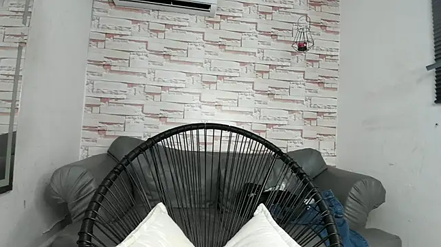 Živý XXX chat alejandra_bunny77