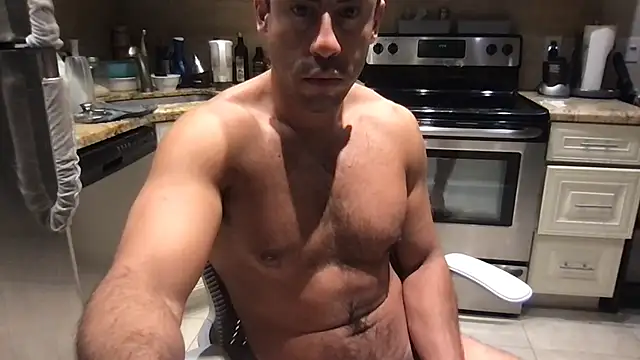 دردشة BigGuyMuscle الجنسية المباشرة
