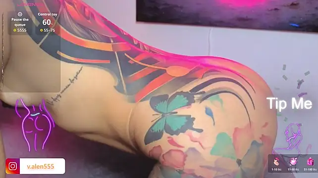 แชท XXX สดของ SofiaInk