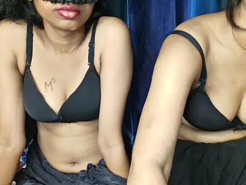 Вебкам-шоу wild_saanvi