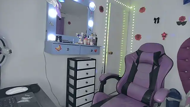 Živý XXX chat soffy_rosses